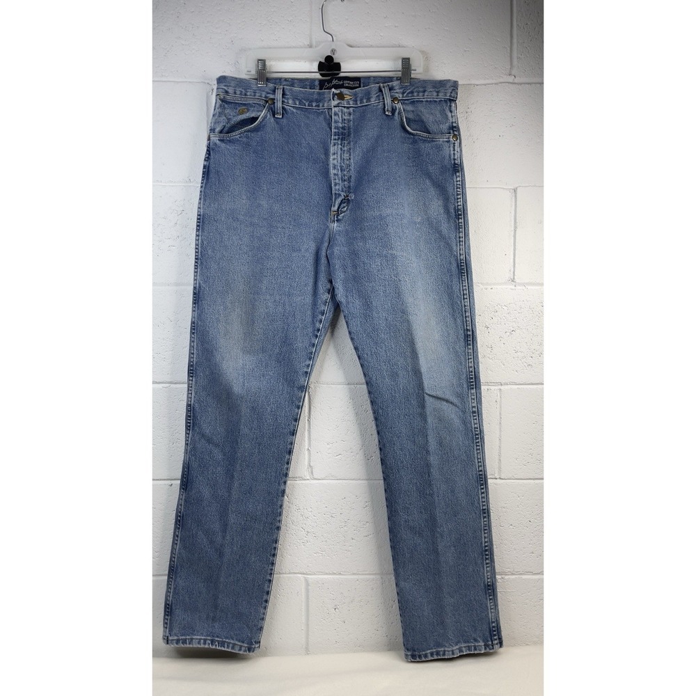 Wrangler George Strait Cowboy Cut Jeans Mens 38x34 Light Wash Denim 13MGSHD